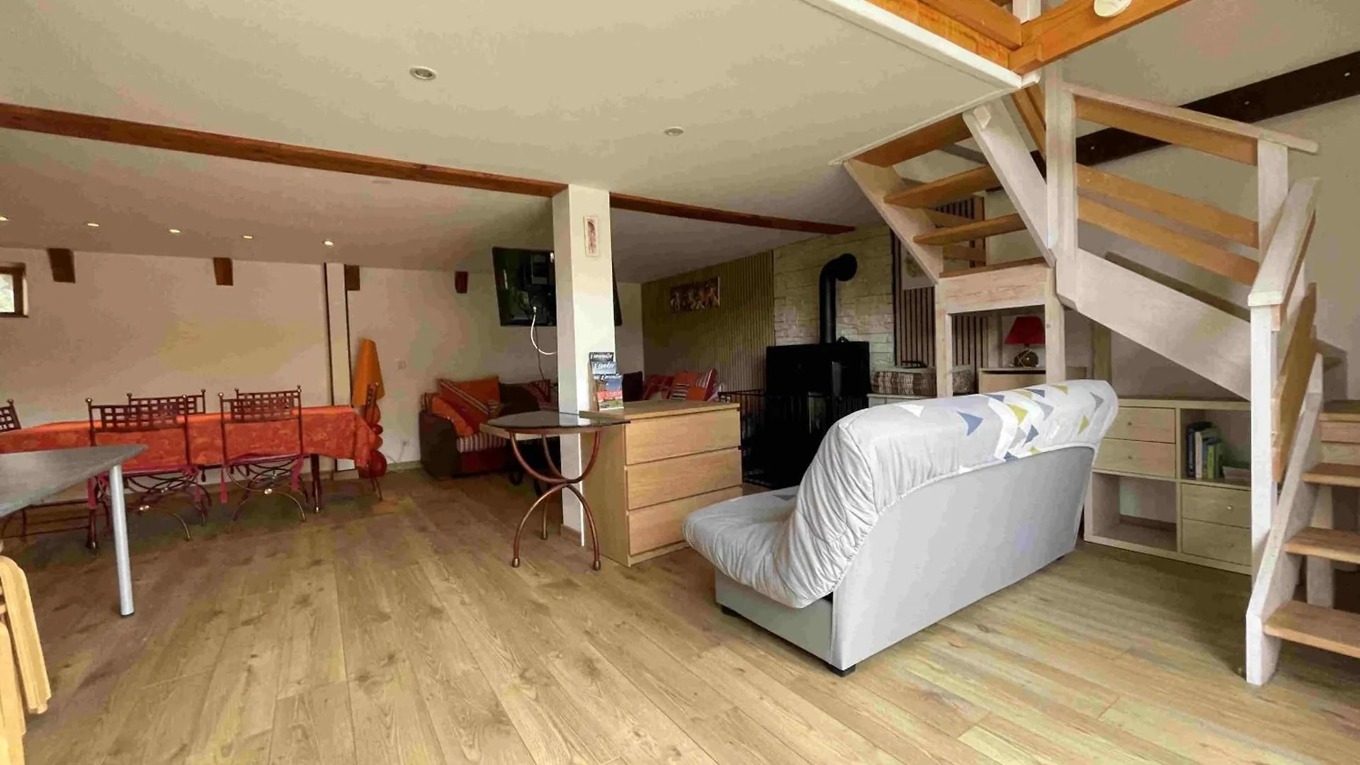 Hébergement de vacances Villa La Grange de Melaual à Soulages-Bonneval France